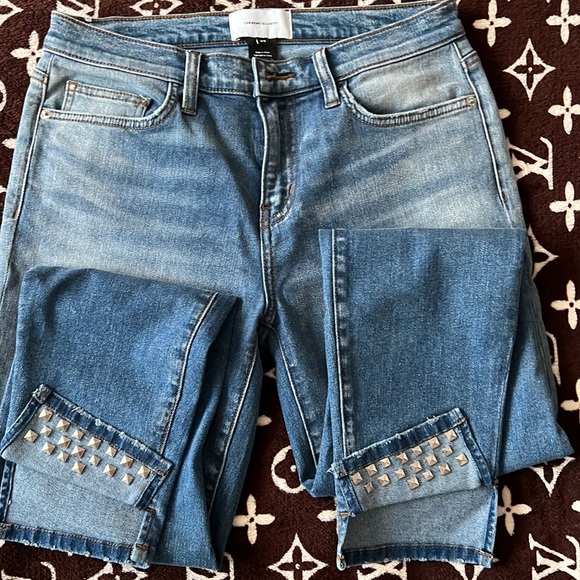 Current/Elliott The Turnt Ankle Skinny Stiletto Jean - Keeling Studded. - Picture 3 of 5